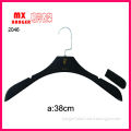 2014 high quality plastic clothes hanger
